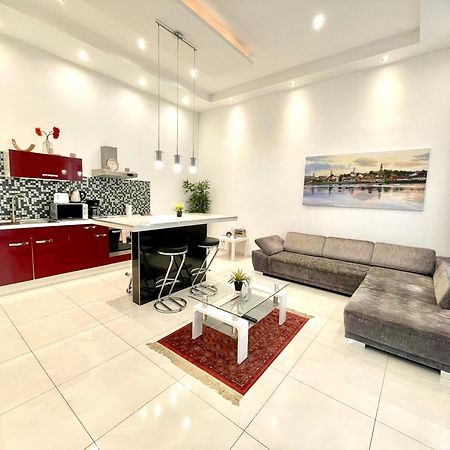 Amazing Swedish 3 Rooms Apartment In The City Center Budapeszt Zewnętrze zdjęcie
