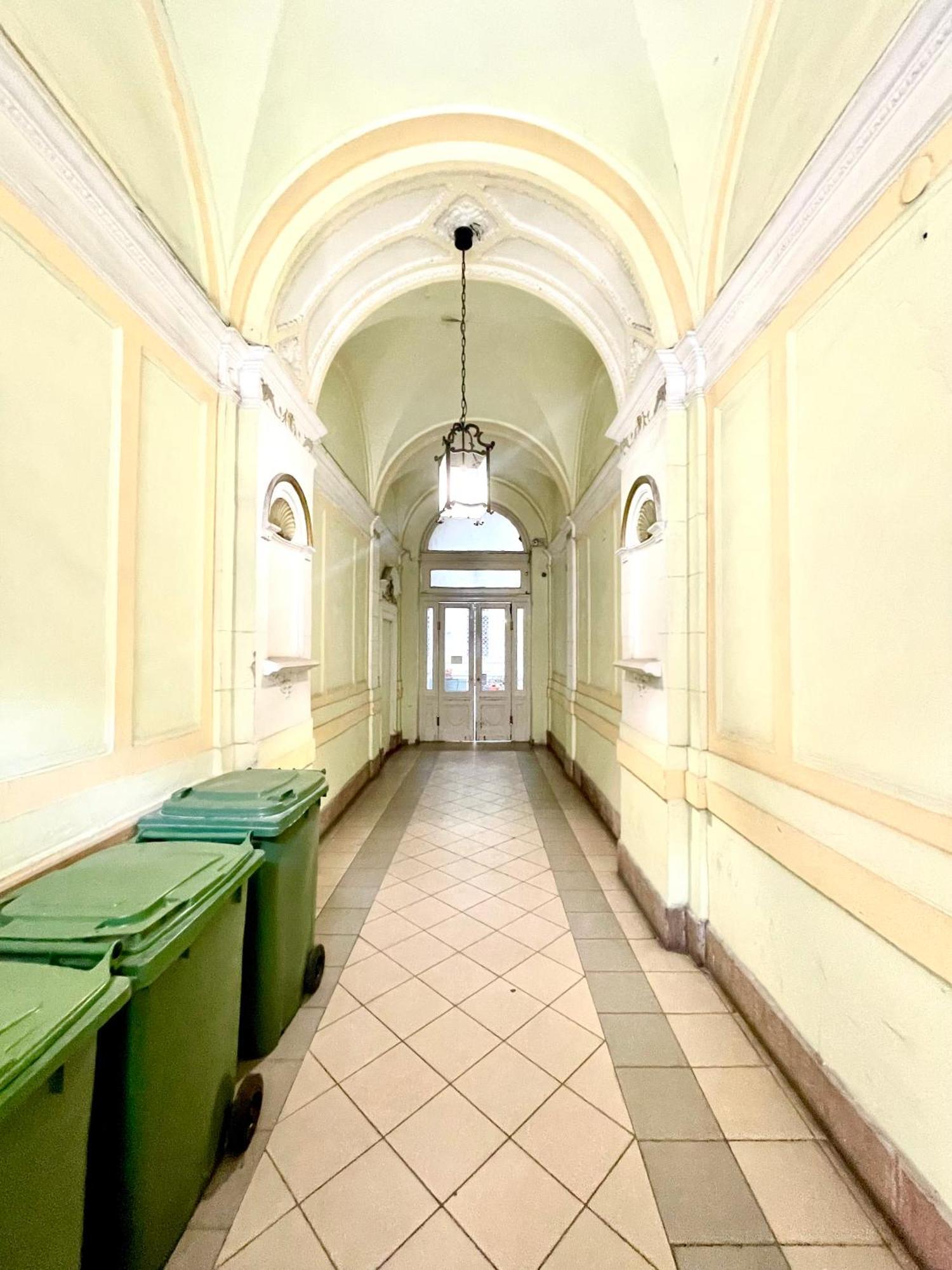 Amazing Swedish 3 Rooms Apartment In The City Center Budapeszt Zewnętrze zdjęcie